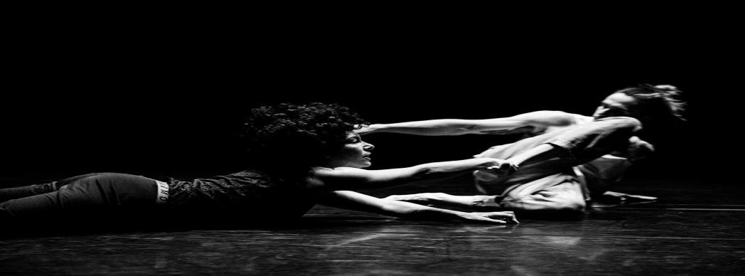 Danza: "A metro y medio"