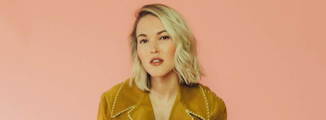 Ashley Campbell en concierto en Tafalla