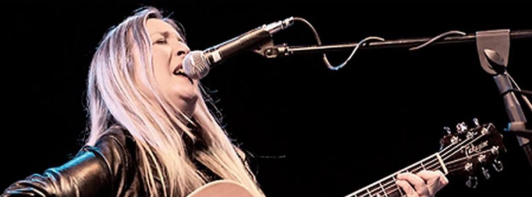 Concierto de Aurora Beltrán en Viana