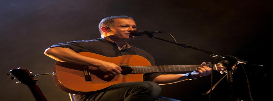 Jorge Sánchez en concieto: "20 años trovando por aquí"