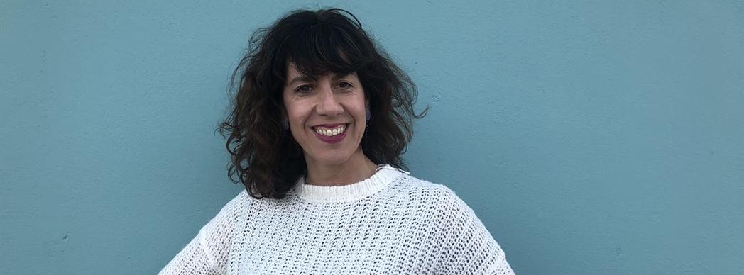 Josune Vélez de Medizábal presenta: "Con una pizca de sal"