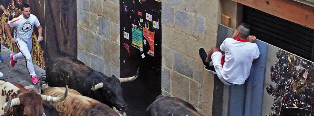 Exposición: "San Fermín 2020 En pausa/Etenaldian"