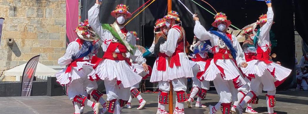 Puro Folklore en La Ciudadela