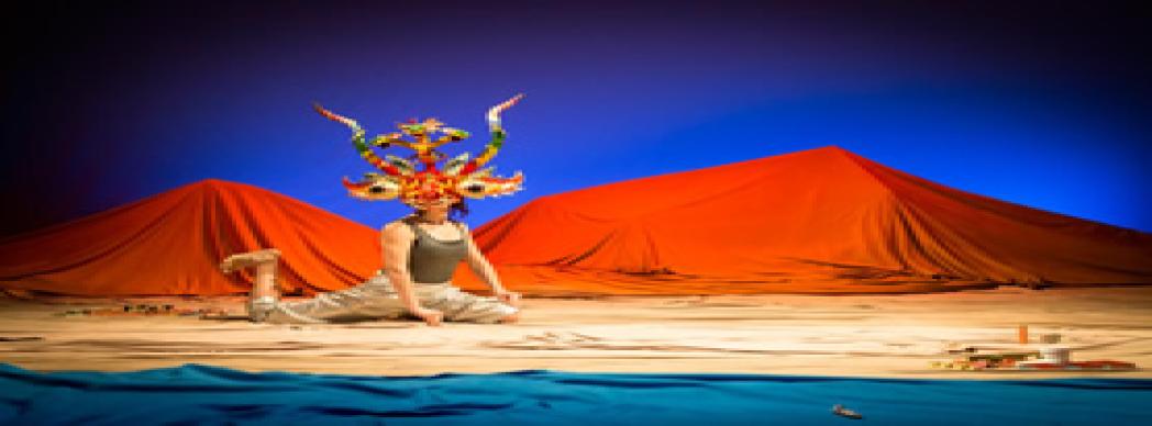 Danza: "Extraños mares arden"
