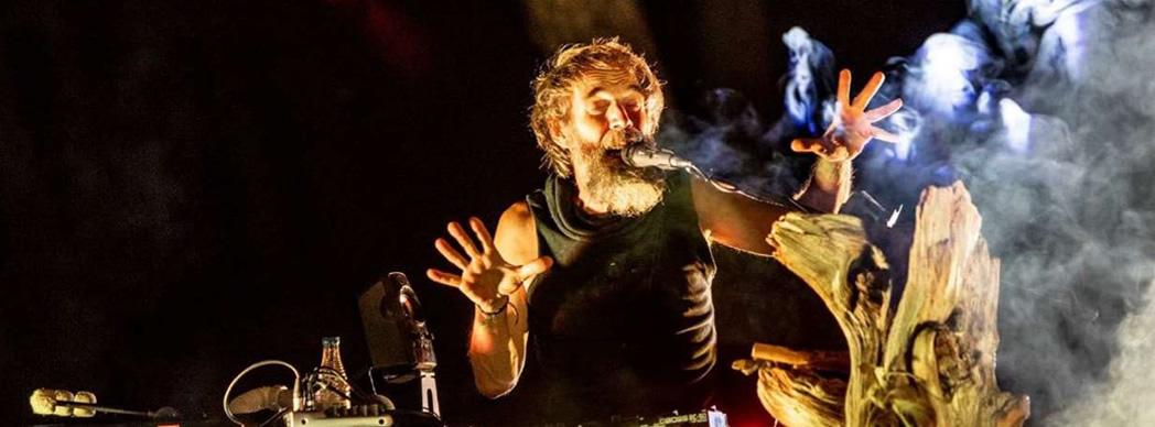 Atardecer Pamplona: Neonymus presenta "Viajeros del tiempo"