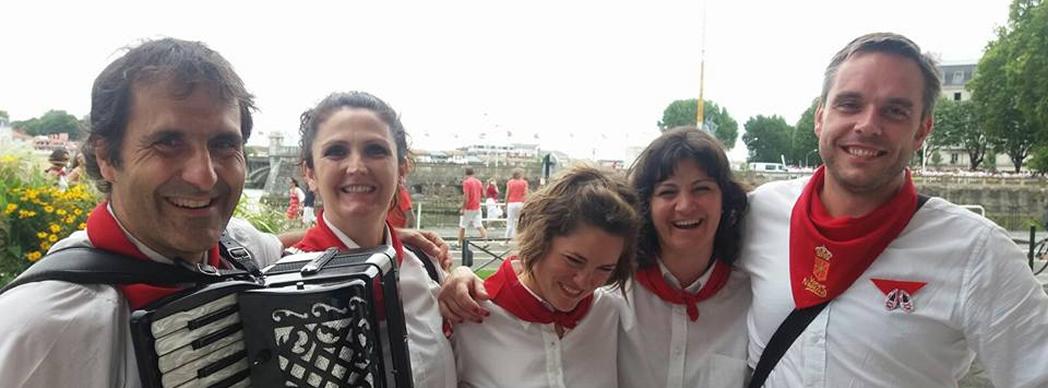Puro Folklore con Voces Navarras