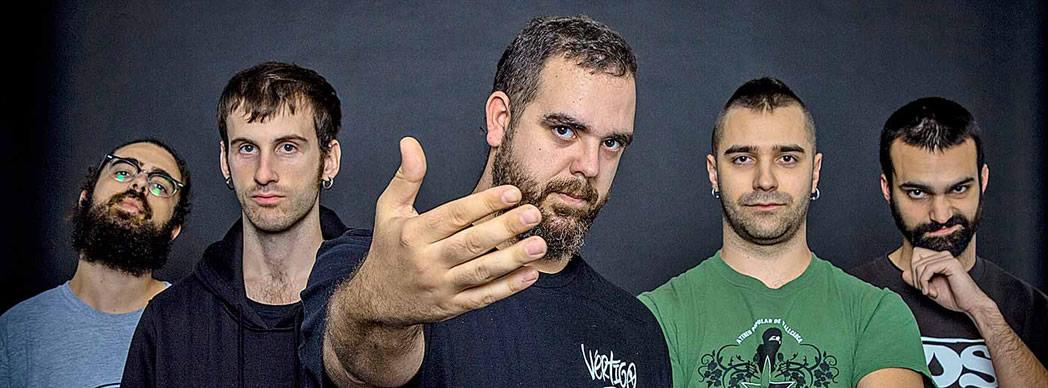 La Sra. Tomasa y Lágrimas de Sangre en concierto