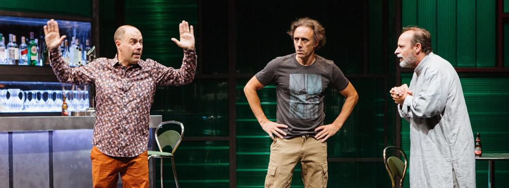 Teatro en euskera: &quot;Lagun Beltz Asko&quot;