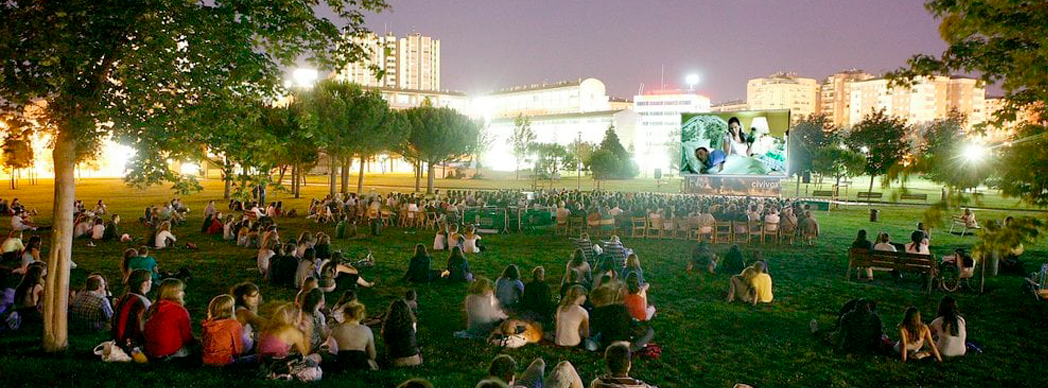 Cine al aire libre