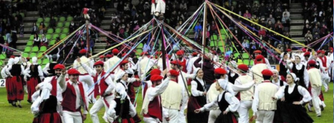 Conferencia: Danza y Baile, Folclore y Tradición